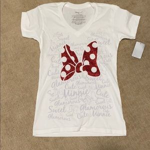 Disney Store Women’s Minnie t-shirt XS